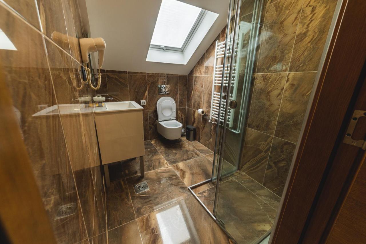 Apartmanski Smestaj King Bo Ni エクステリア 写真