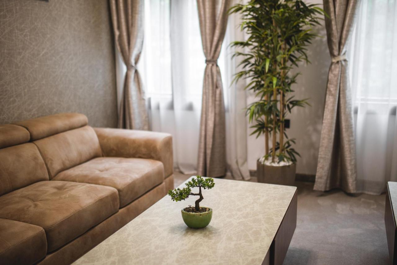 Apartmanski Smestaj King Bo Ni エクステリア 写真